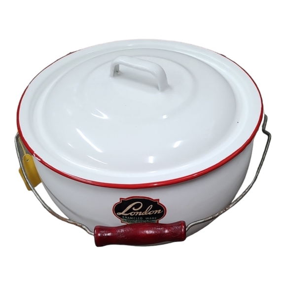 Vintage 60's Enamel Pot Made in Canda Unused - Picture 2 of 11